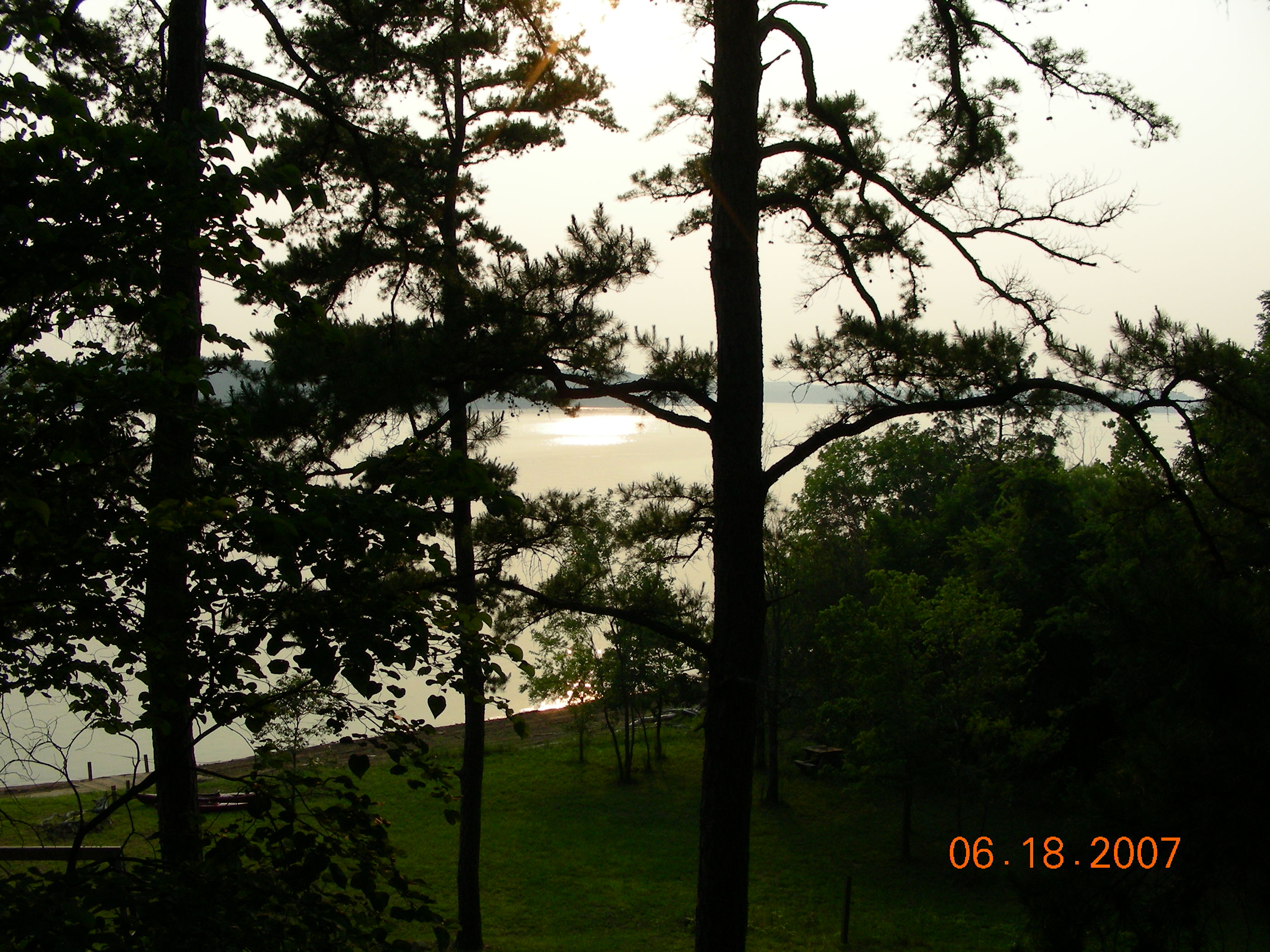 ./2007/Kerr Lake Eagles Nest/June18/DSCN1259.JPG